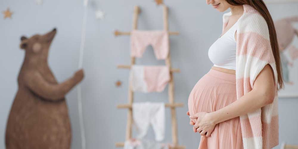 Les vêtements de grossesse au top pour une femme enceinte