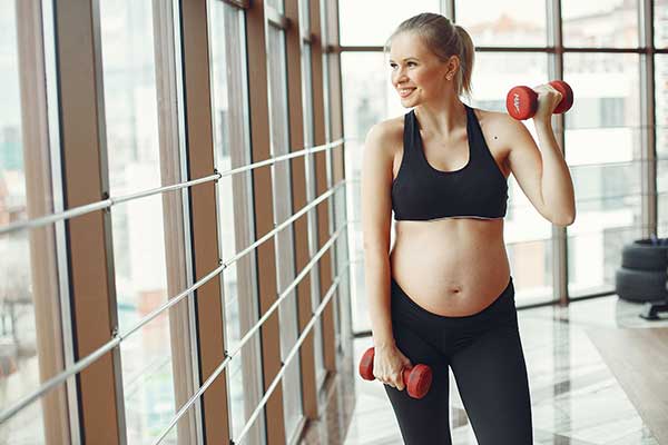 Les activités sportives adaptées à la femme enceinte