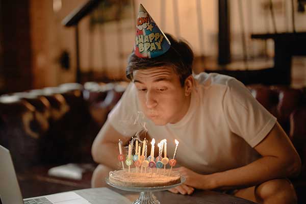 La tradition des anniversaires à travers le monde