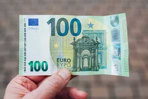 Les cadeaux financiers permettent aux étudiants d’économiser leur stress.