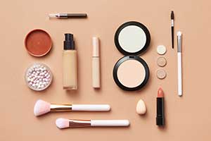 Cadeau petit budget ou plus cher, le maquillage s’adapte à tous !
