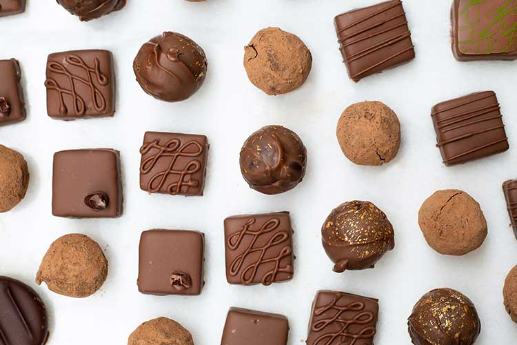 La boîte de chocolat est un des cadeaux préférés des Français, petits ou grands