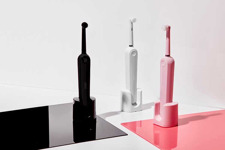 La brosse à dents connectée procure une hygiène parfaite et elle devient design