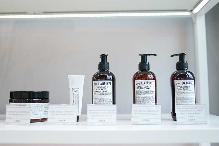 Les hommes ont besoin de produit de beauté spécifiques, dédiés à leur peau et à leur âge