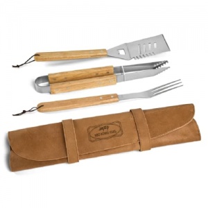 Set de Barbecue en Cuir Personnalisé - Set spécial BBQ composé de 3 Outils Pratiques en Acier