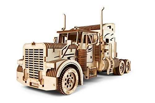 Le camion en bois à construire pour les garçons de 14 ans
